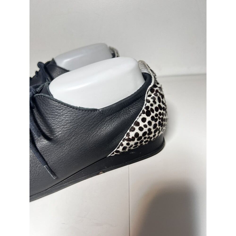 Arche Black Leather Lace-Up Flats with Leopard Heel Accent - Picture 3 of 13